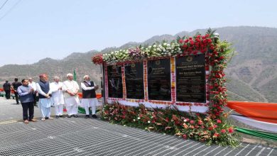 दुनिया के सबसे ऊंचे चिनाब रेलवे आर्च ब्रिज पर माइनस 12 डिग्री तापमान में भी चलेगी ट्रेन