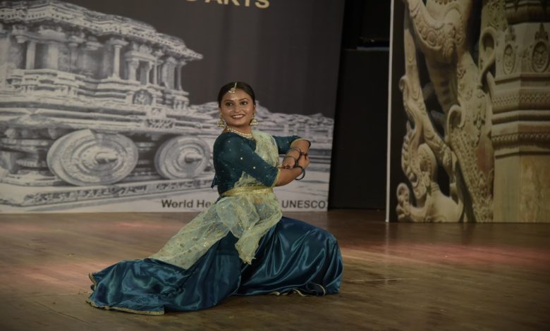 सागर की आस्‍था गुप्‍ता को थाईलैंड में अक्टूबर 2025 में आयोजित International Performing Arts Competition के लिए चयनित किया गया है।