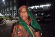 जानकारी देती म़तक की मां।