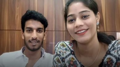 सोनम रघुवंशी और राज का यह फोटो सोशल मीडिया पर वायरल हो रहा है।